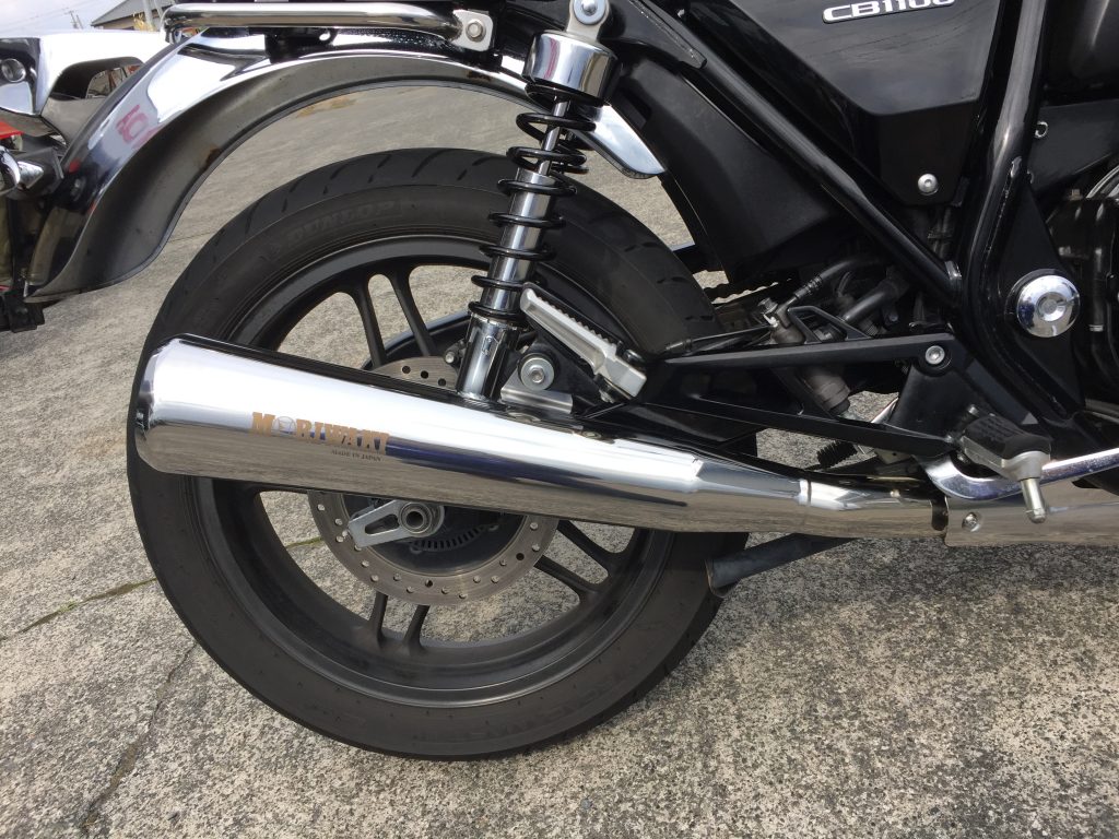 メーカー在庫少、売り切れ時はご容赦ください CB1100 モリワキ